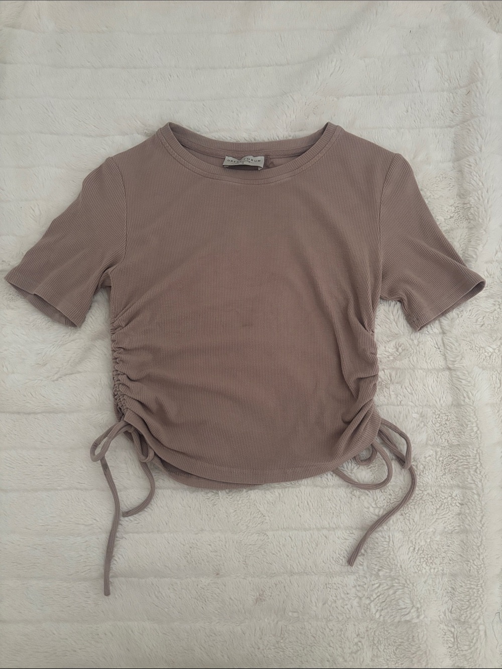 Dress Forum Taupe Side-Ruched Crop Tee